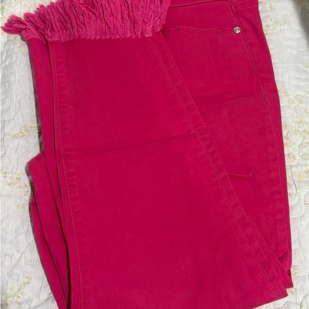 Soho Pink Ankle & Cropped Pants